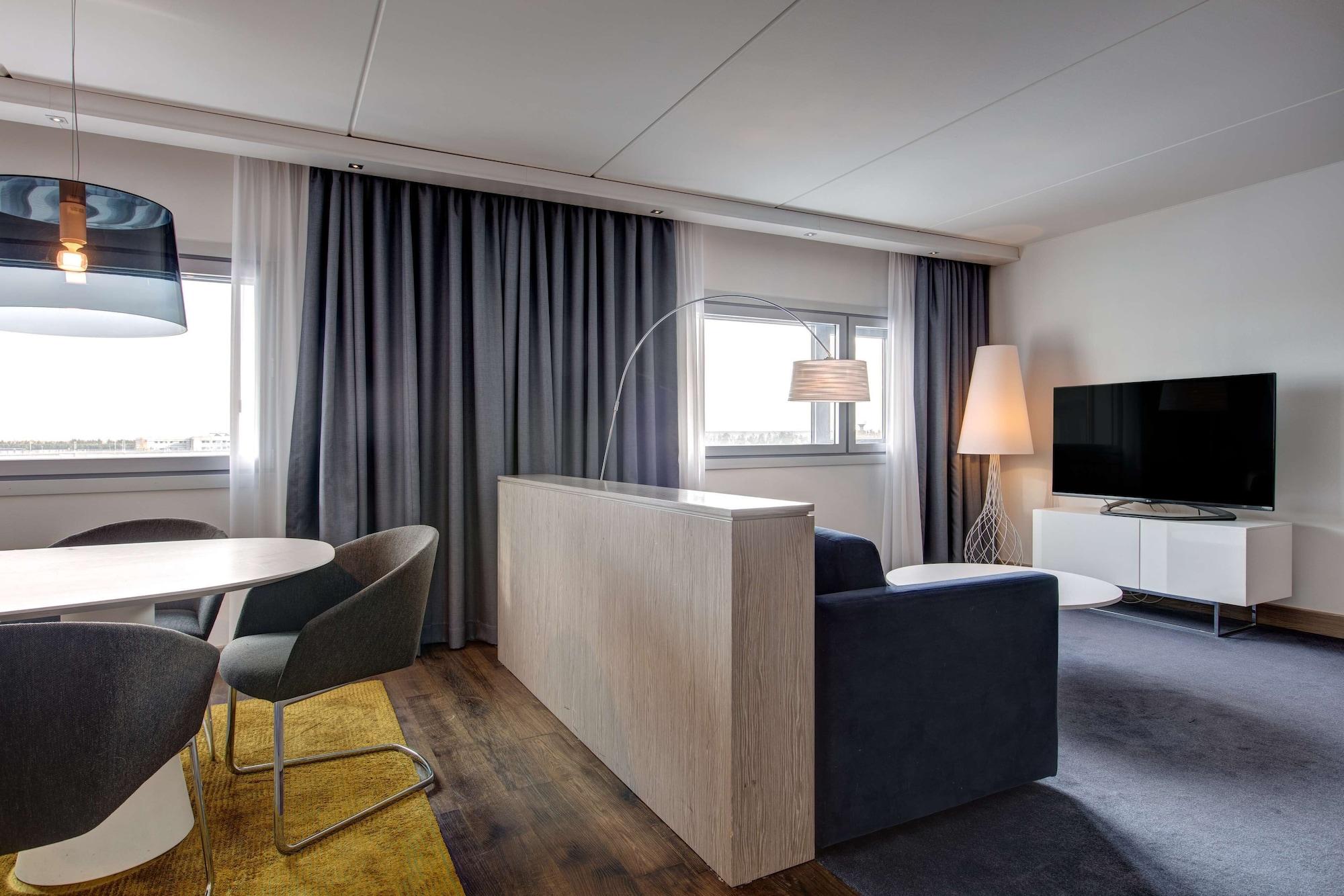 Radisson Blu Airport Hotel, Oslo Hotel Garder