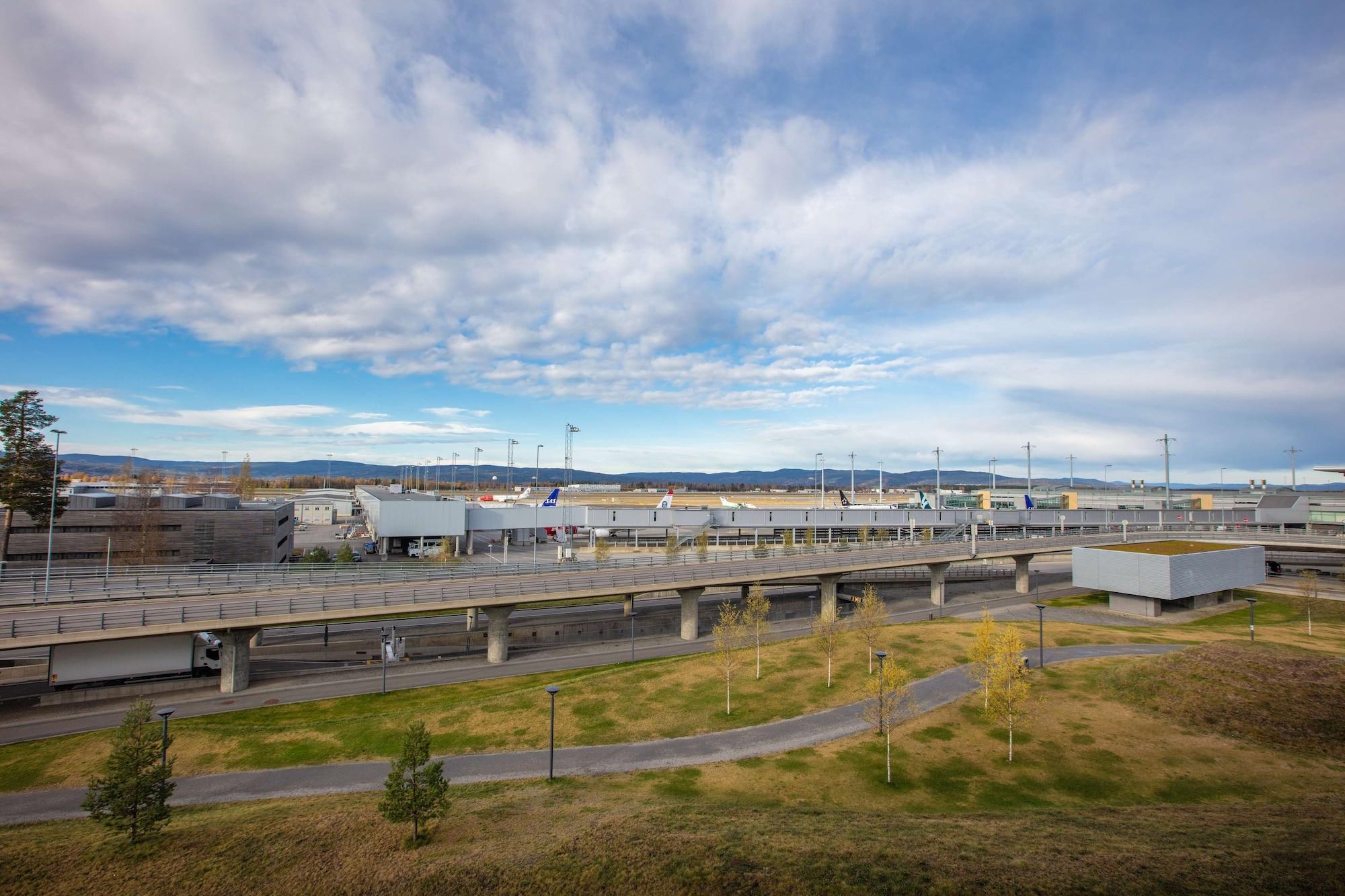 Radisson Blu Airport Hotel, Oslo 4* Garder
