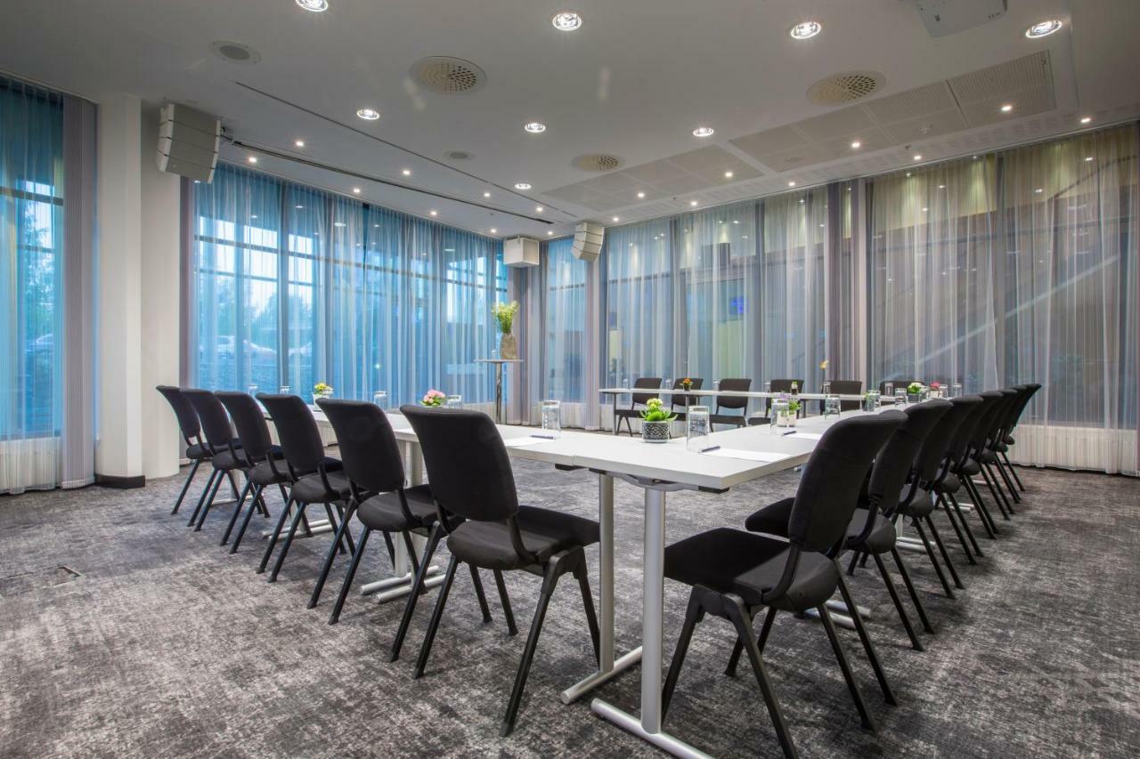 Radisson Blu Airport Hotel, Oslo Hotell 4*