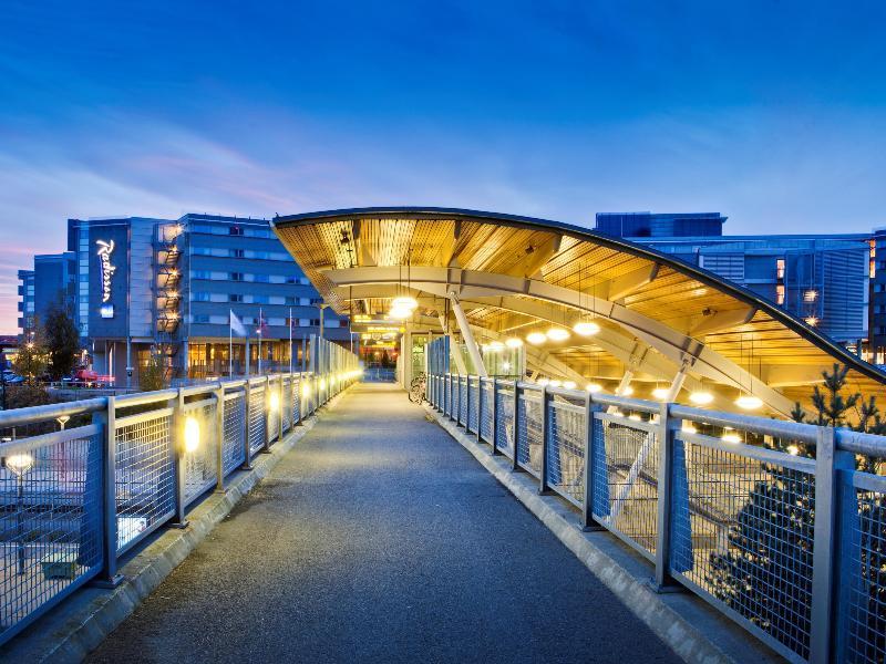 Radisson Blu Airport Hotel, Oslo 4*